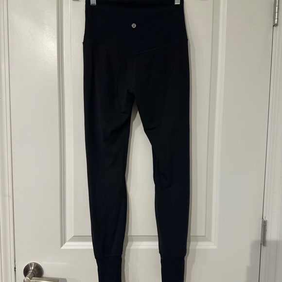 Simple Black LuluLemon Leggings - Picture 5 of 7